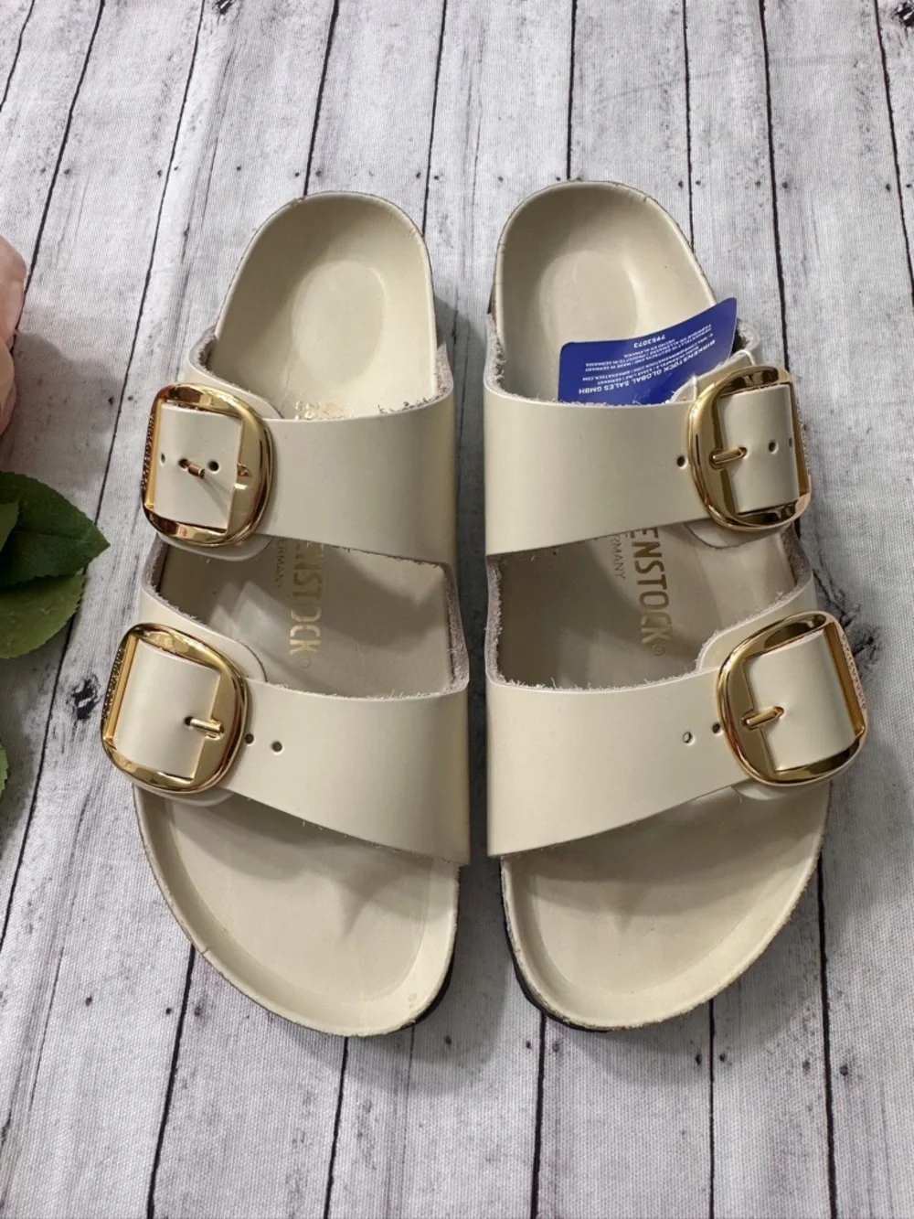 New Birkenstock Arizona Big Buckle High Shine Sandals - Picture 3 of 10